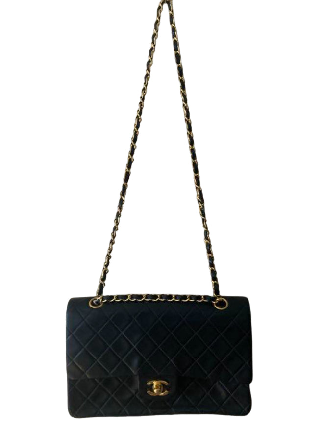 シャネル クラシック ダブルフラップ チェーンショルダー