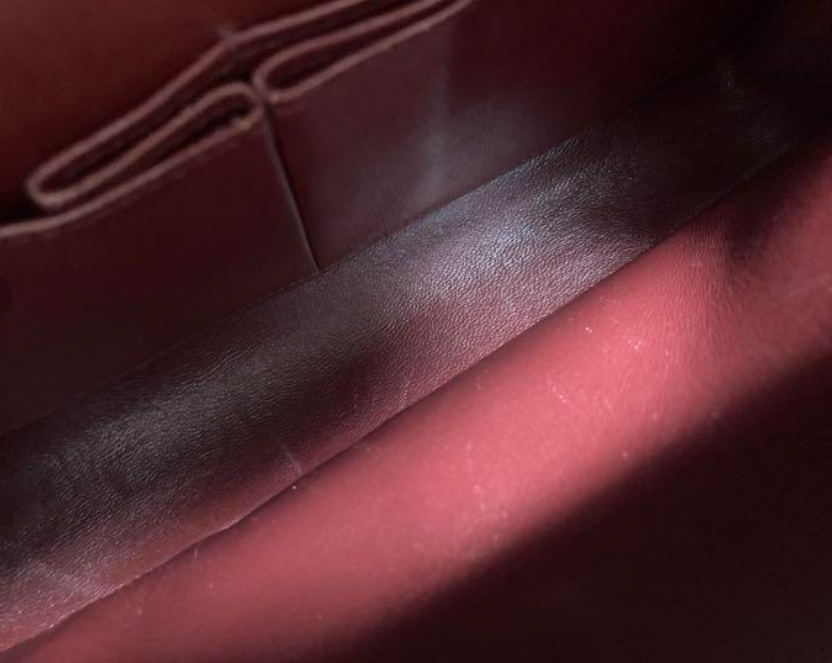 シャネル クラシック ダブルフラップ チェーンショルダー