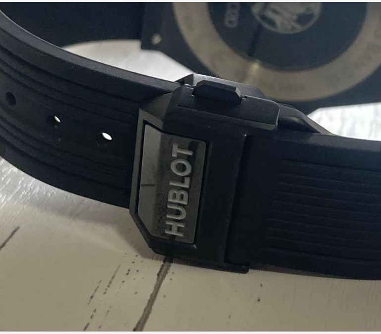 ウブロ ビッグバン e UEFA EURO 2020 スマートウォッチ