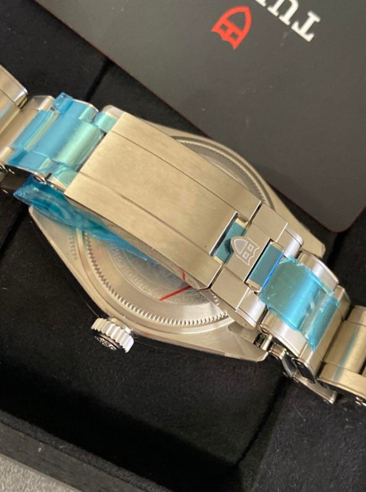 チュードル ブラックベイプロ メンズ 腕時計