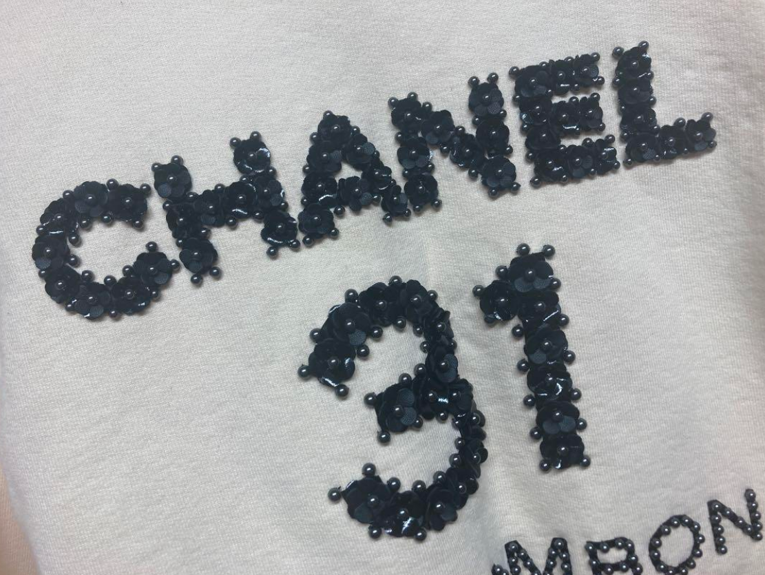 シャネル カメリア ロゴ トレーナー