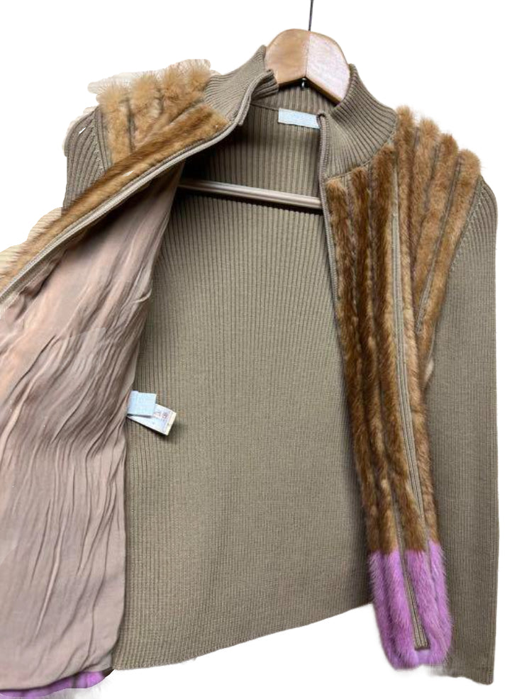 プラダ ミンク ニットセーター