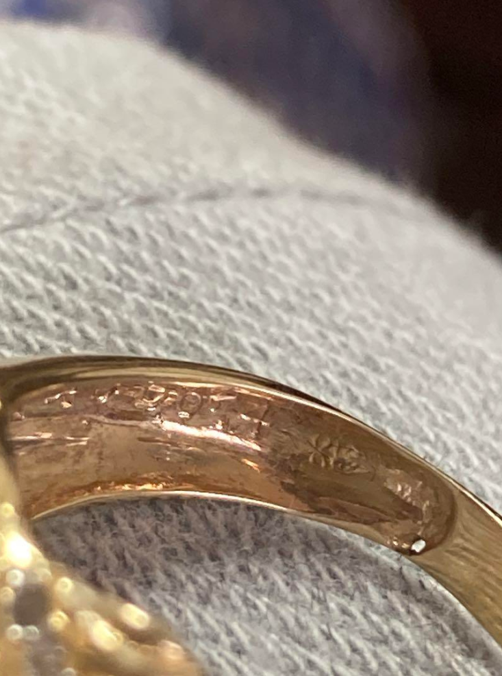 パンサー リング k18 イエローゴールド ダイヤ ルビー