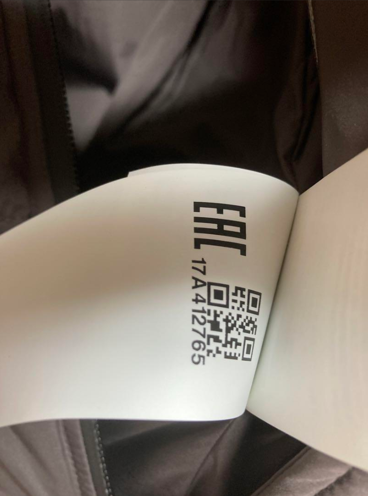 タトラス ボルボレ ダウンジャケット