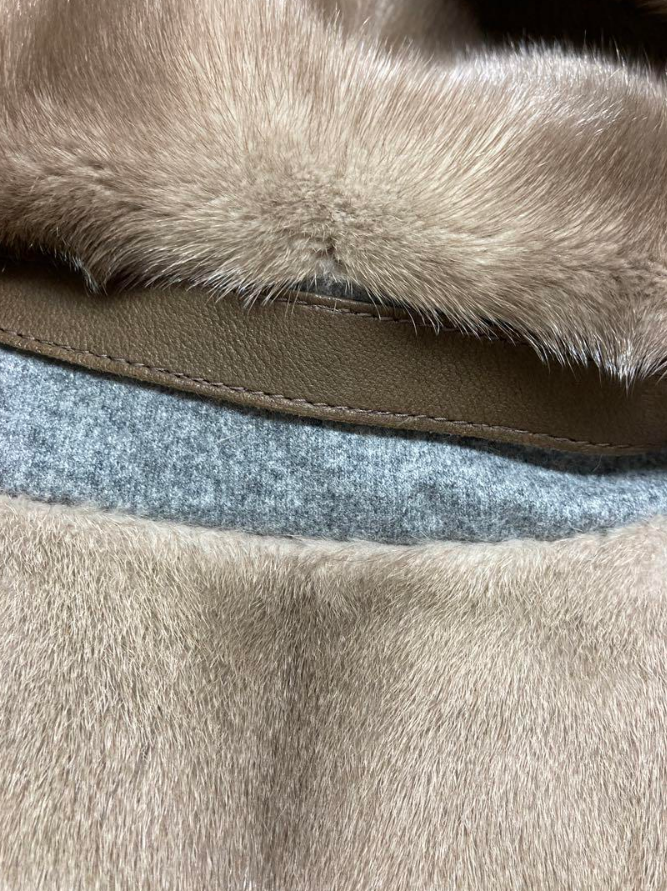 ブルネロクチネリ フーテッド コート ミンク カシミヤ レザー