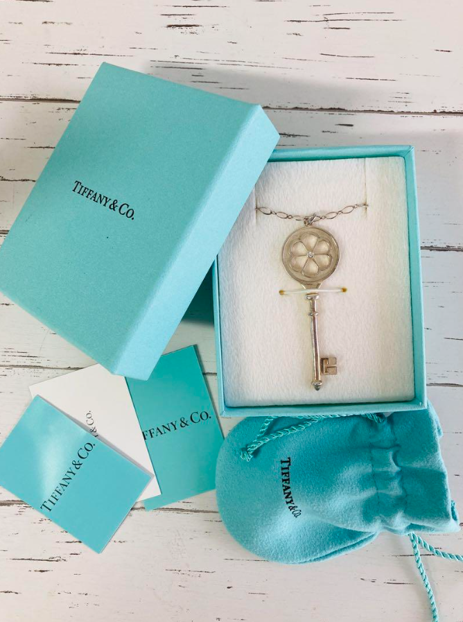 ティファニー デイジーキー ネックレス 1Pダイヤモンド ラージサイズ