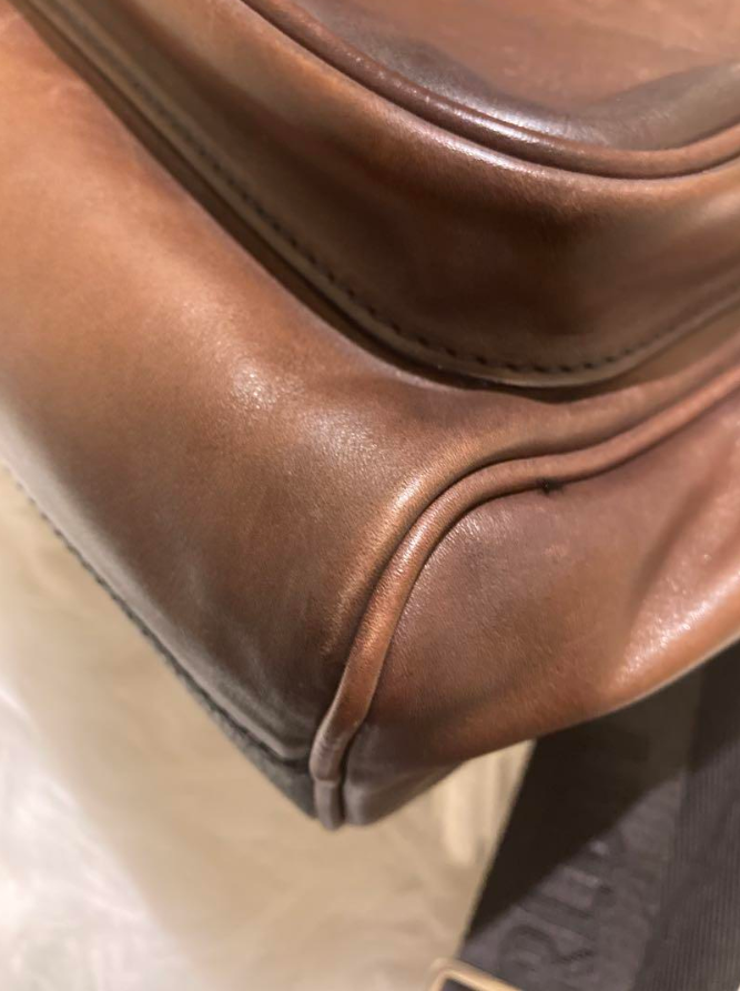 ベルルッティ タイムオフ スクリット スワイプレザー バックパック