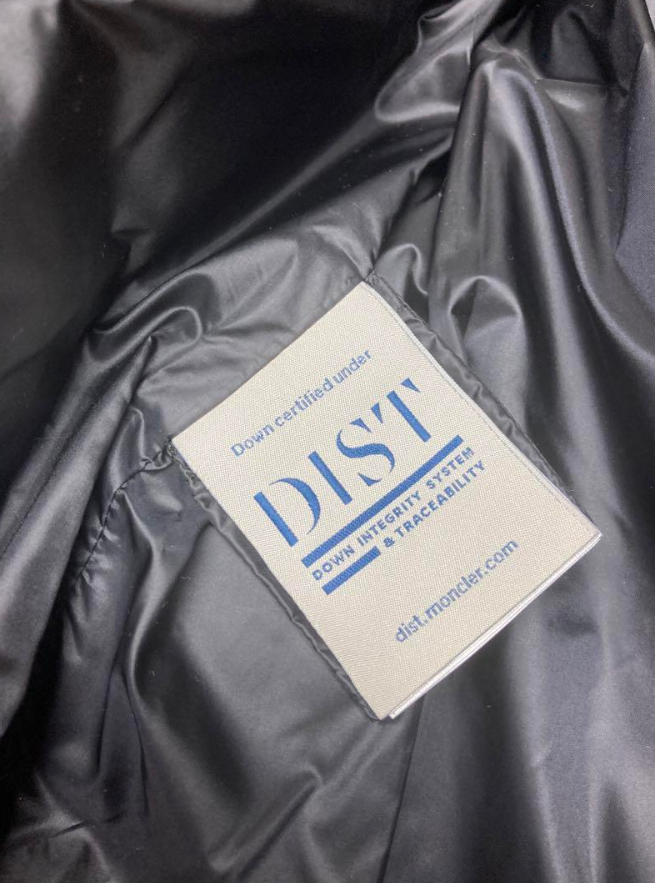 モンクレール ADIB レザー ダウンジャケット