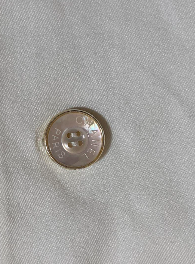 シャネル セットアップ スーツ 白 シェル ボタン