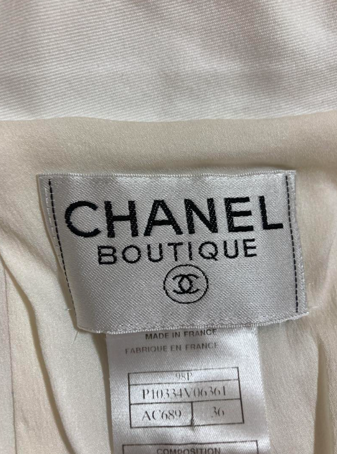 シャネル セットアップ スーツ 白 シェル ボタン