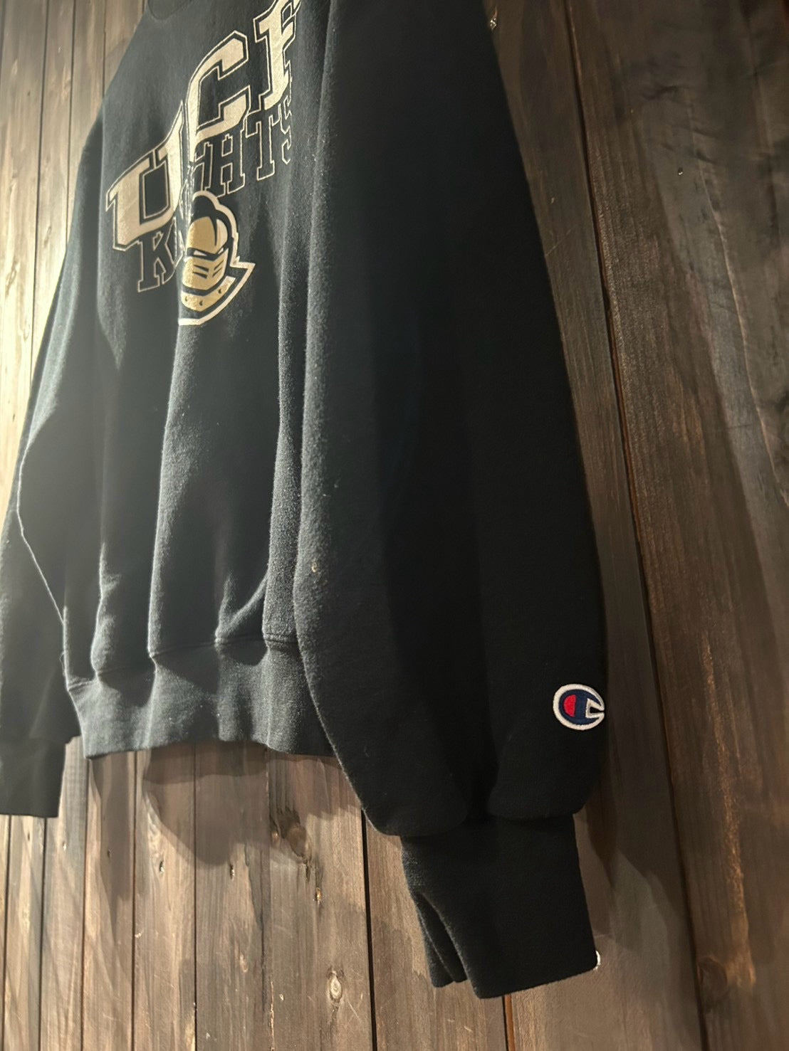メンズヴィンテージ スウェット【Champion ECO FLEECE】 UCF カレッジロゴ ブラック