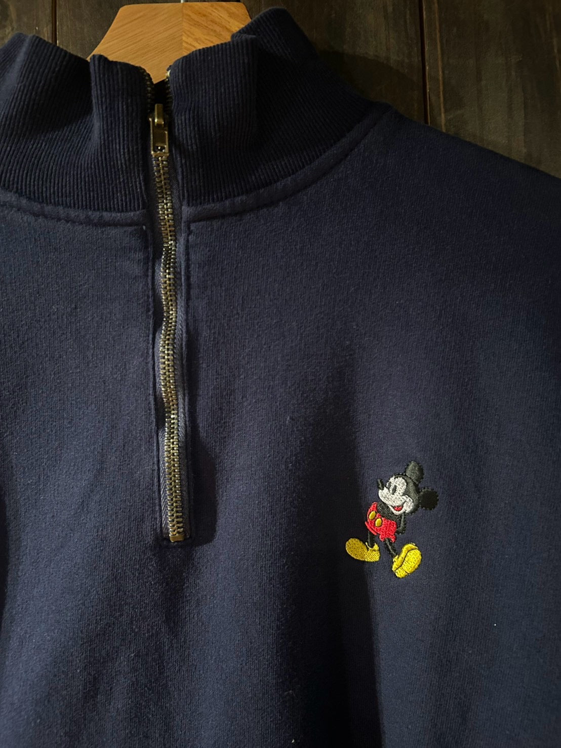 メンズヴィンテージ スウェット【Disney】ハーフジップ ミッキー ワンポイント 刺しゅう ネイビー