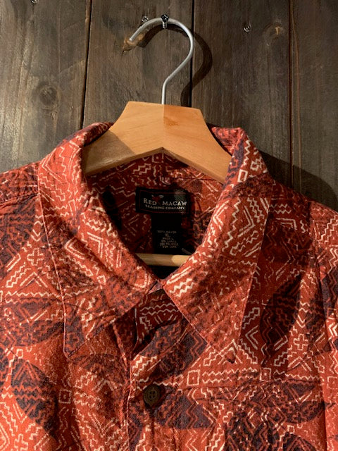 メンズヴィンテージ アロハシャツ 【RED MACAW THADING COMPANY】リーフ レッド