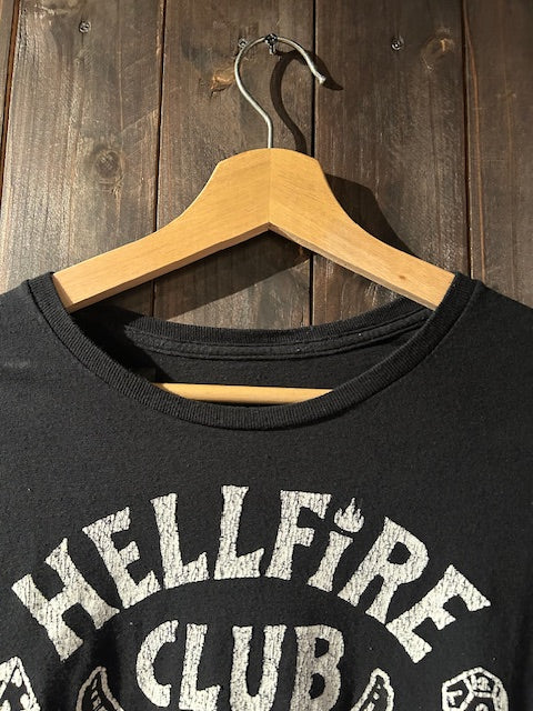メンズヴィンテージ Tシャツ 【ストレンジャーシングス / シーズン4 ヘルファイア・クラブ】ブラック