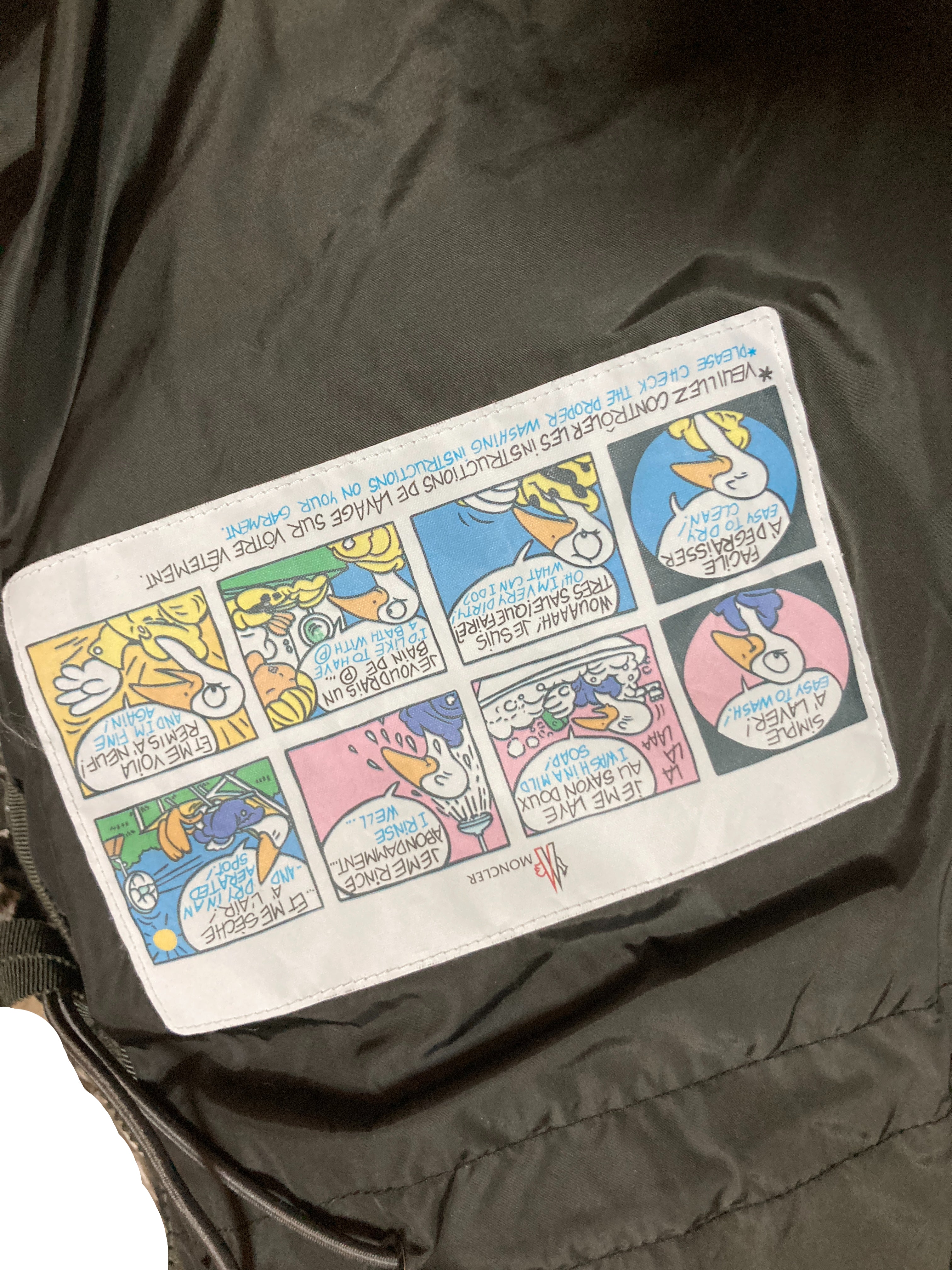 モンクレール SERRE フリルダウンジャケット