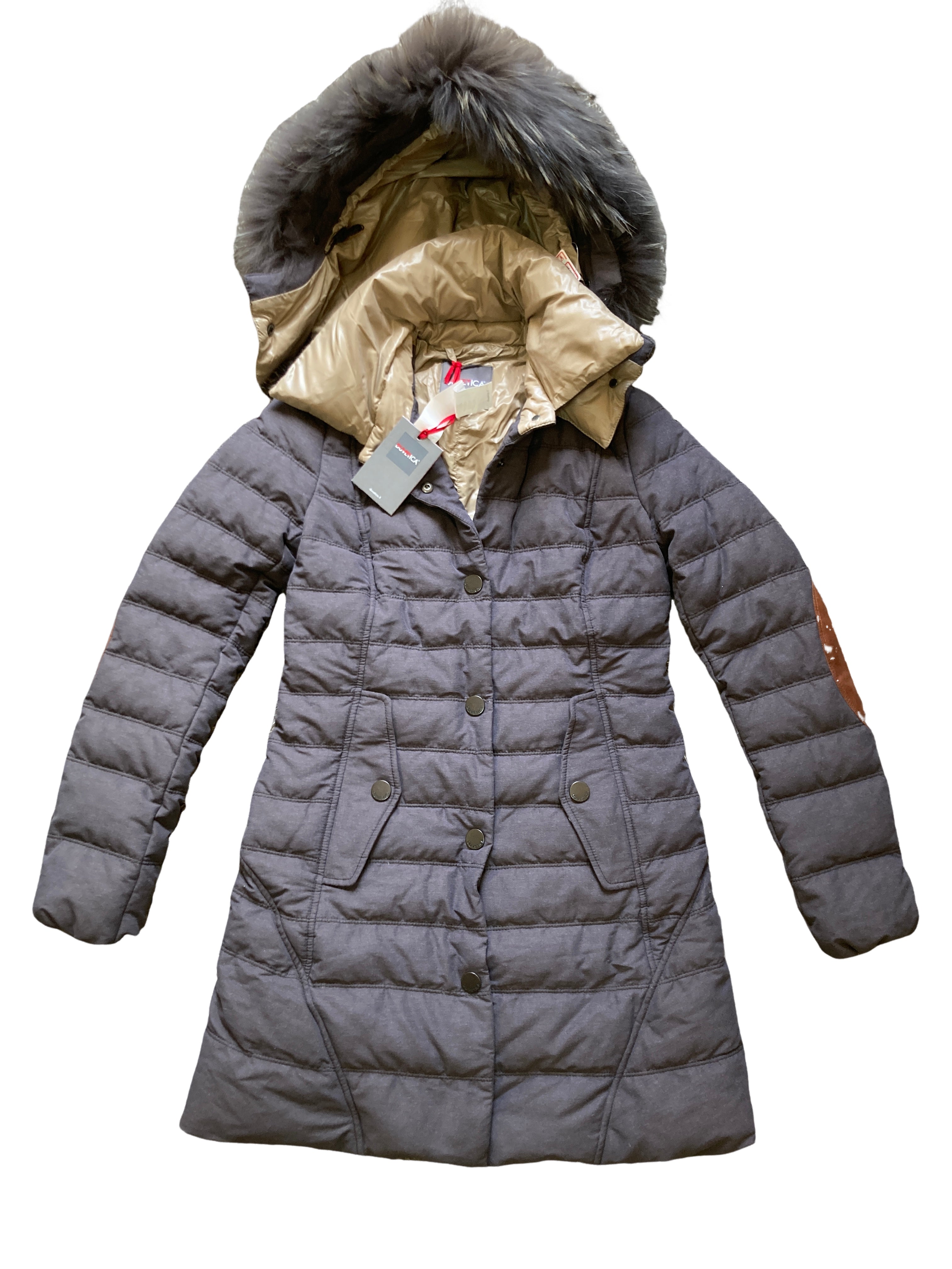 デュベティカ ダウンコート