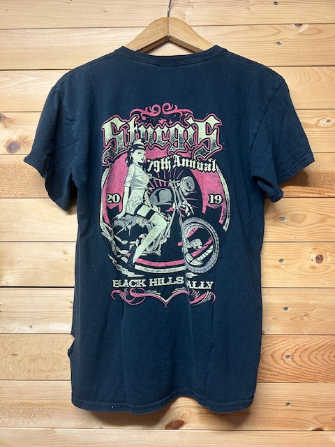 メンズヴィンテージ Tシャツ 【2019年第79回スタージズ・ブラックヒルズ・ラリー記念】ブラック