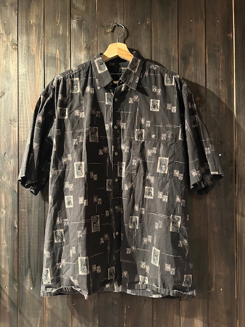 メンズヴィンテージ アロハシャツ 【pierre cardin】ヤシ パイナップル ブラック