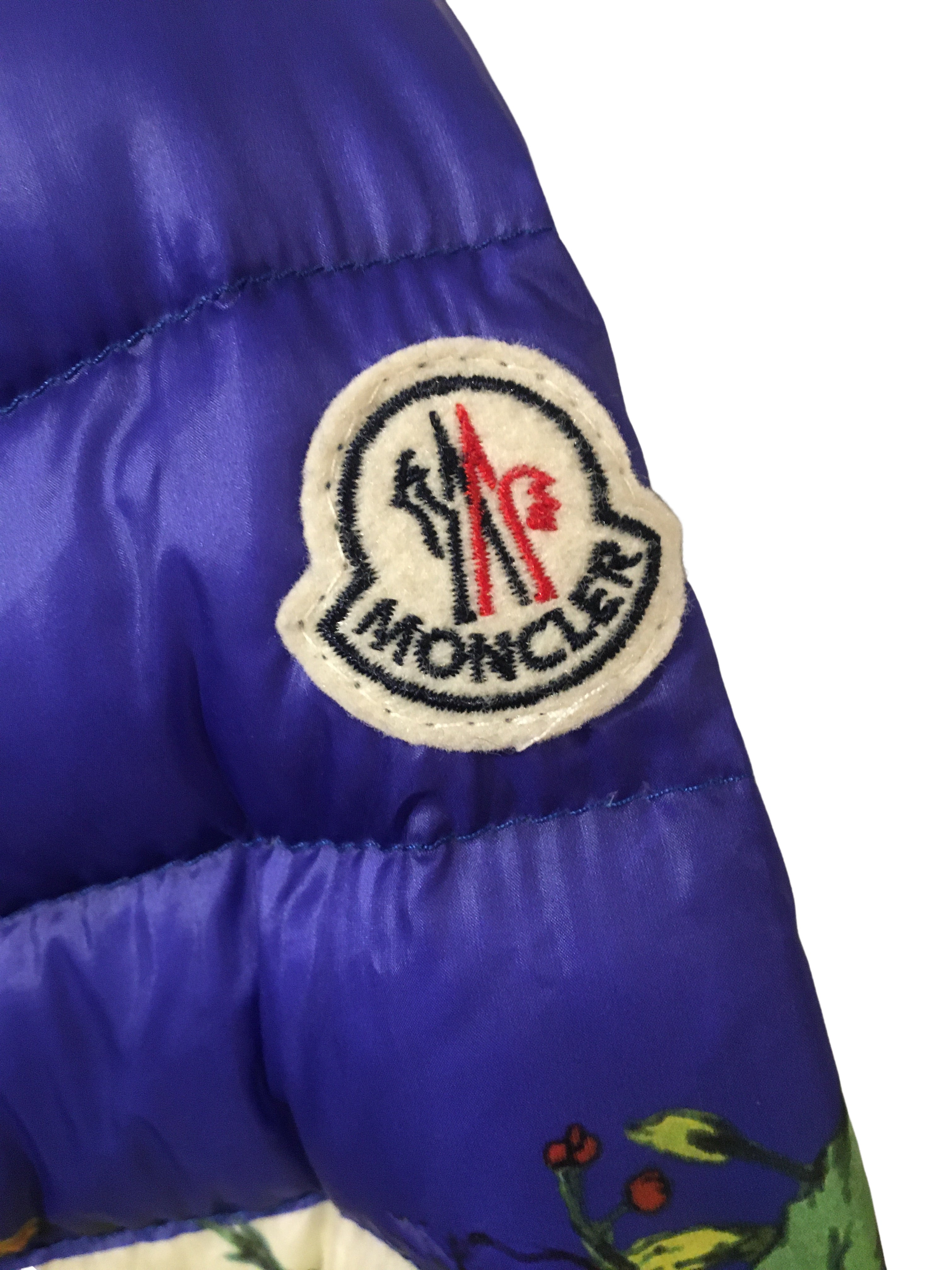 モンクレール ダウンジャケット 花柄