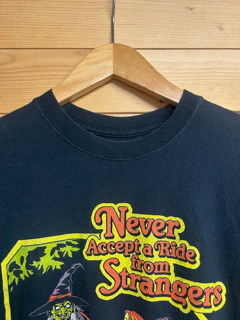 メンズヴィンテージ Tシャツ 【ハロウィングラフィック / Never Accept a Ride from Strangers】ブラック