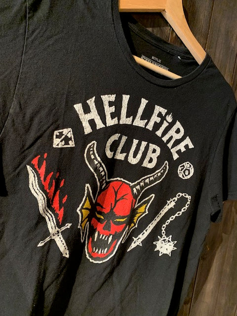 メンズヴィンテージ Tシャツ 【ストレンジャーシングス / シーズン4 ヘルファイア・クラブ】ブラック