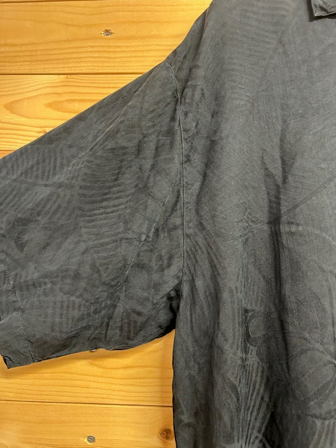 メンズヴィンテージ アロハシャツ 【Tommy Bahama】総柄 ブラック