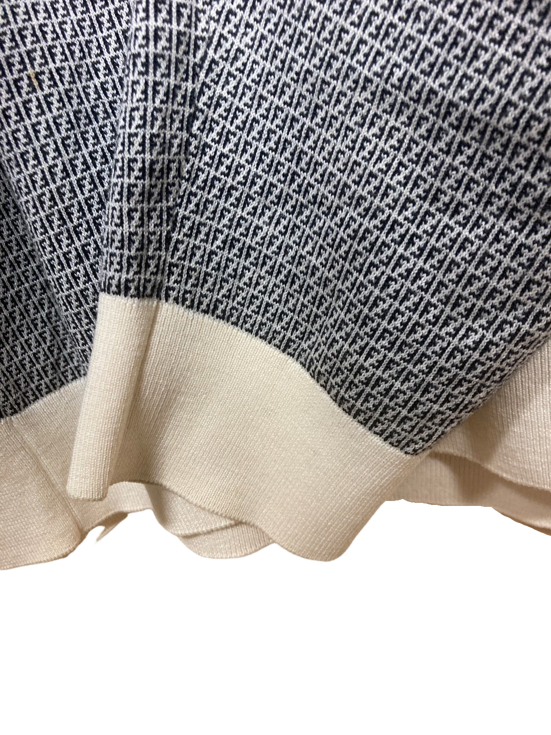 フェンディ タートルネック ズッキーノ ニット