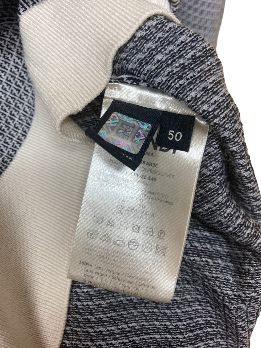 フェンディ タートルネック ズッキーノ ニット