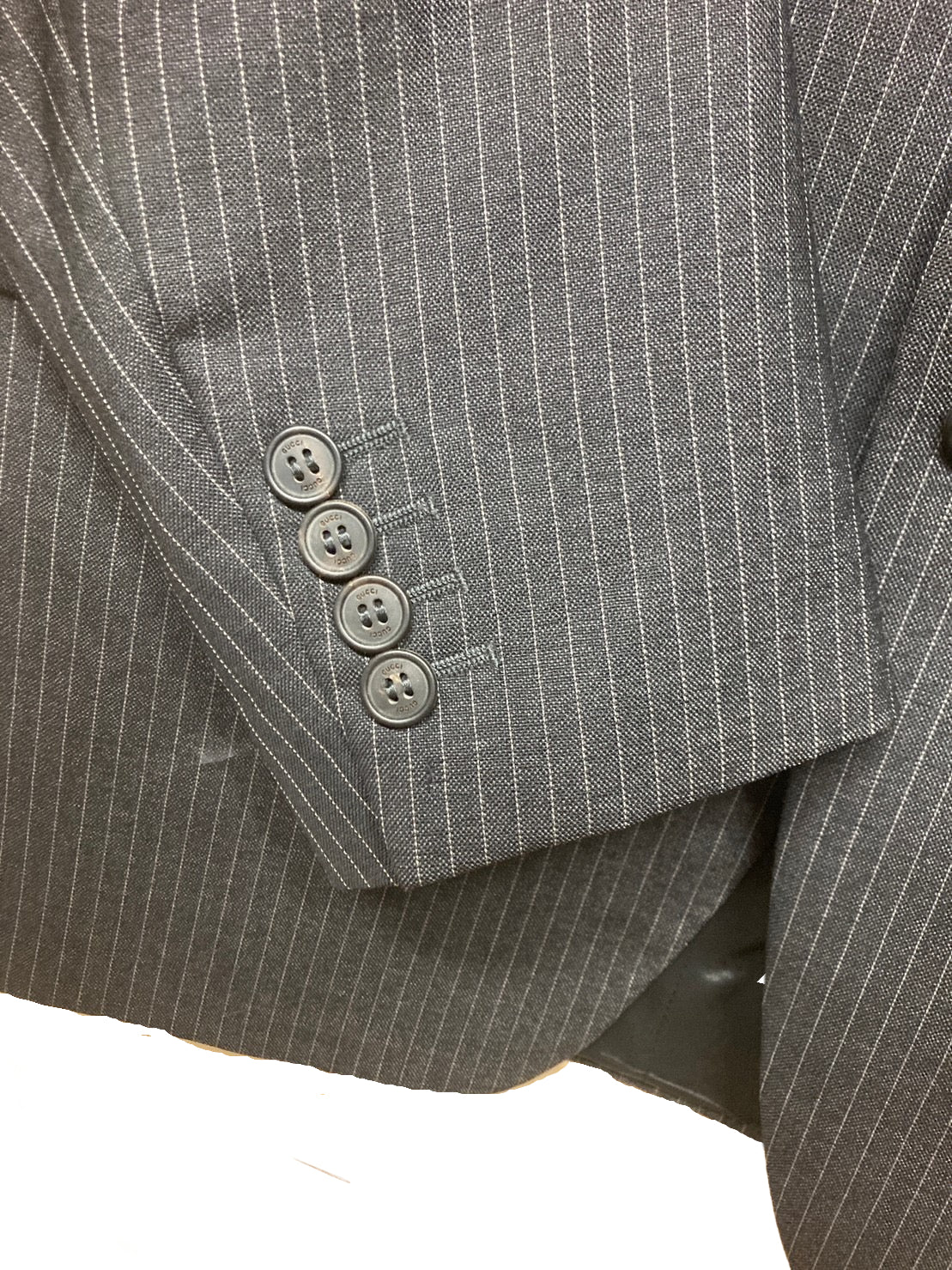 グッチ ストライプ スーツ セットアップ