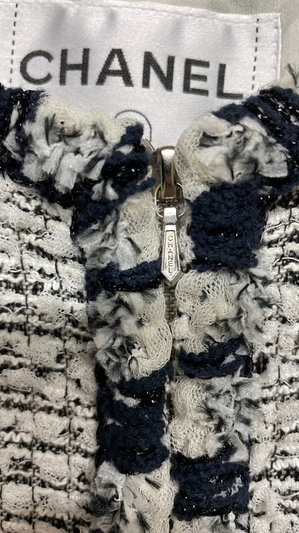 シャネル ツィード ノーカラー ジャケット