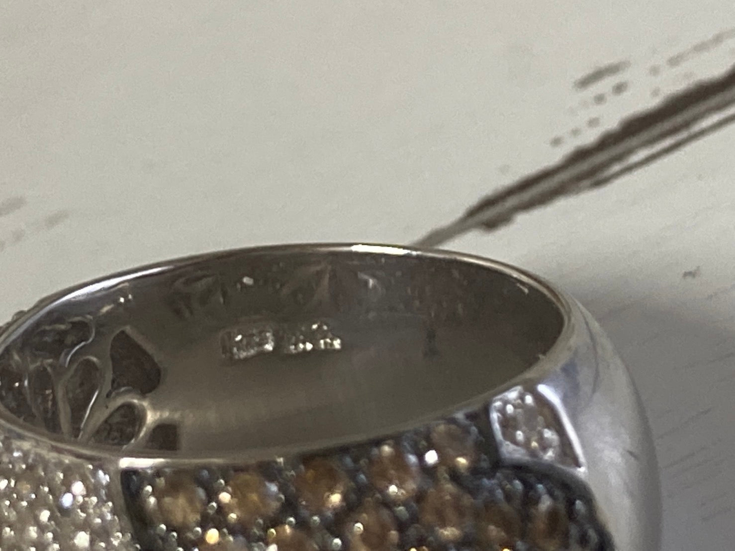 パヴェダイヤ リング k18 wg 2ct