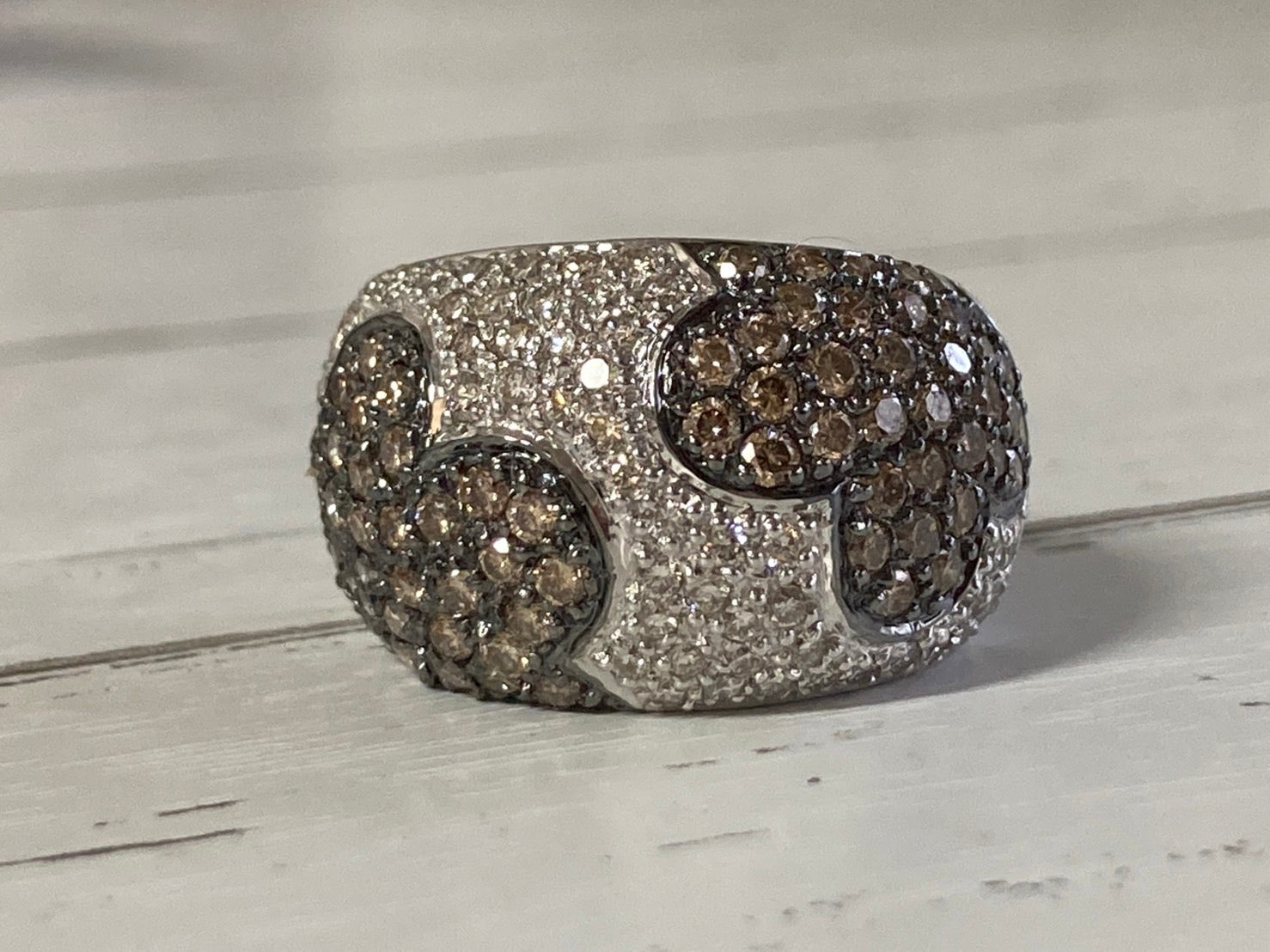 パヴェダイヤ リング k18 wg 2ct