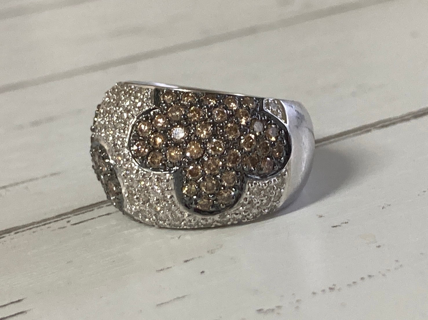 パヴェダイヤ リング k18 wg 2ct