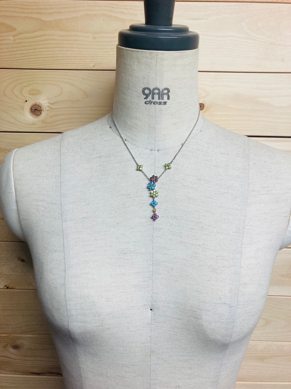 マルチカラー ストーン K18 wg ネックレス