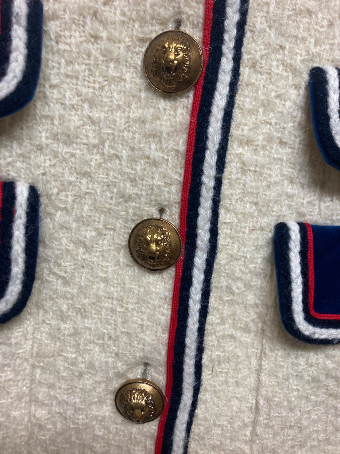 グッチ ツイード コート 金ボタン