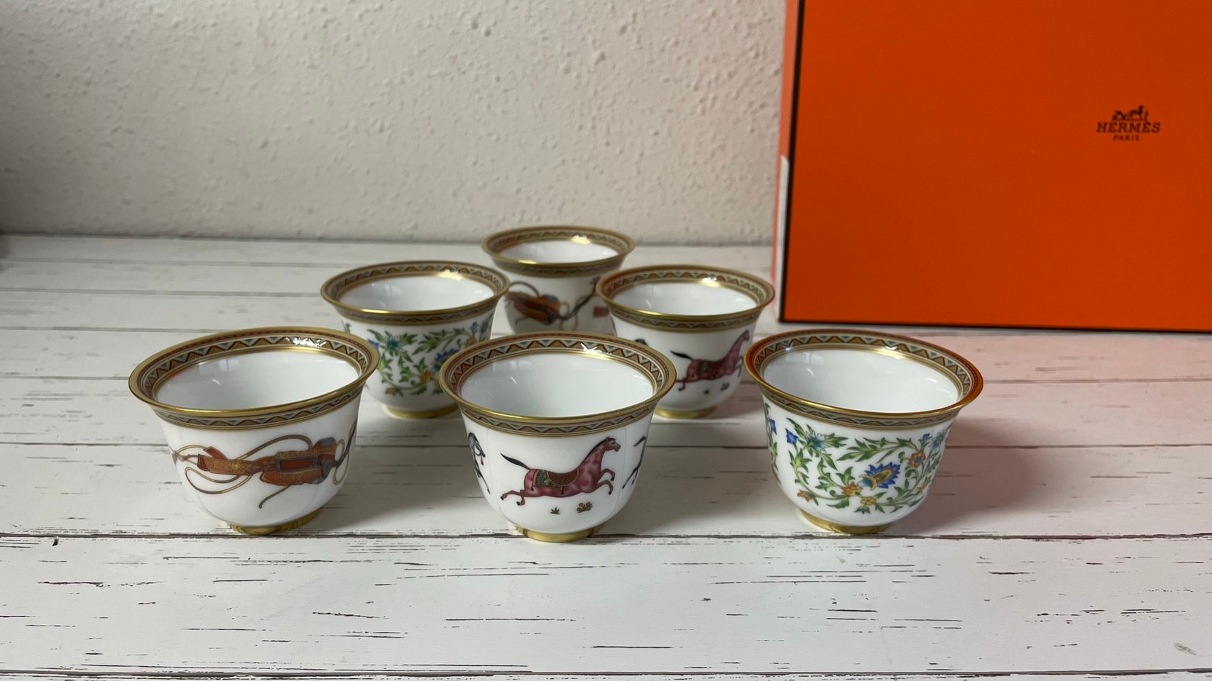 エルメス シュバルドリアン スモールカップ 東洋の馬 ポーセリン