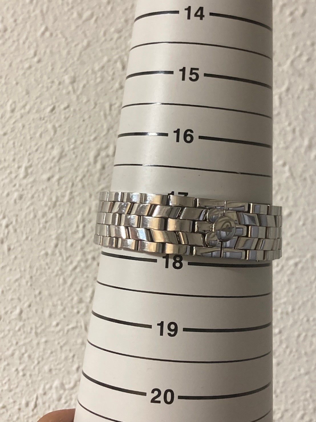 ディズニー ミッキー誕生 77周年 限定品 クレイジーアワーズ 腕時計 手巻き