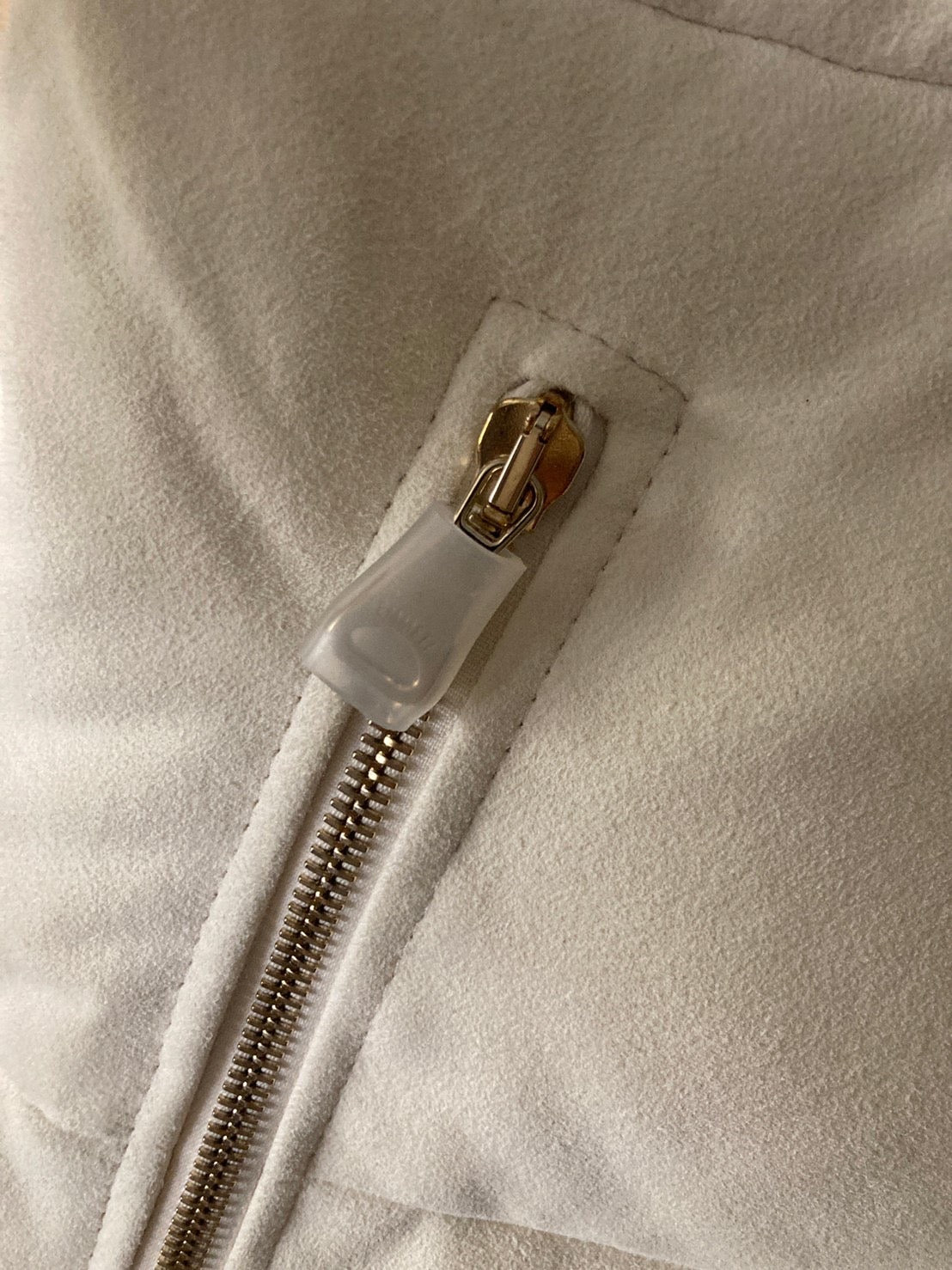 エンメティ レザー ダウン ベスト ビアンコ