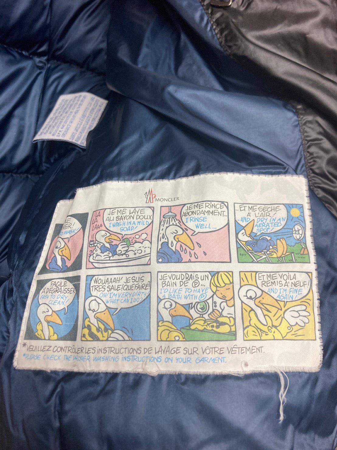 モンクレール ダウンジャケット ブラック