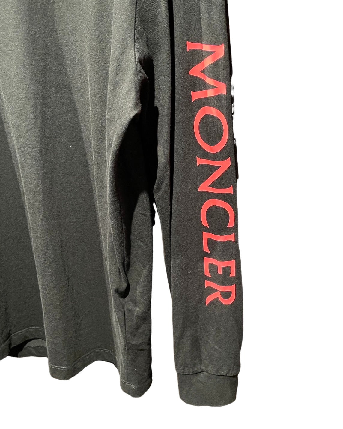 モンクレール 長袖Tシャツ 黒