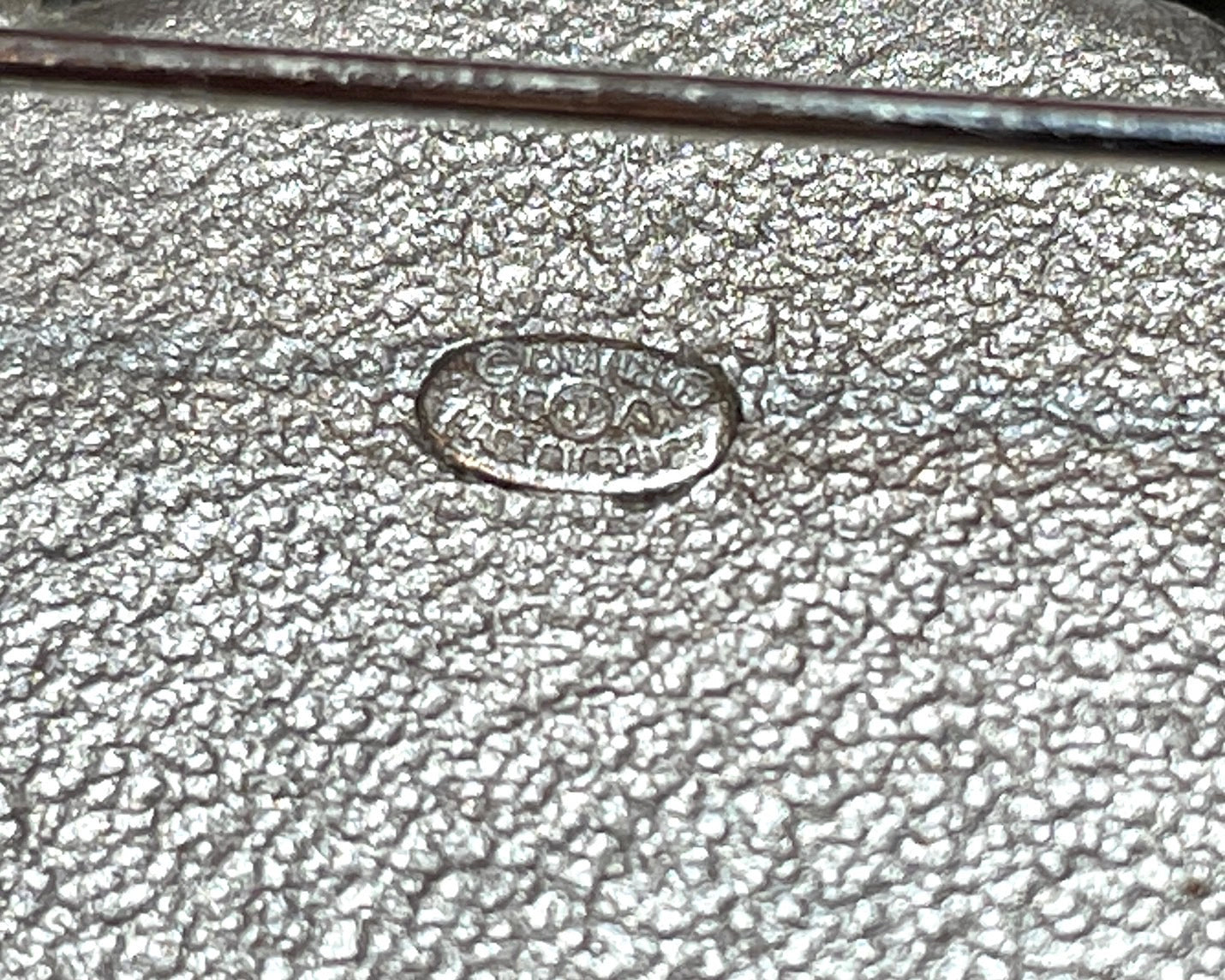 シャネル グリポア ブローチ