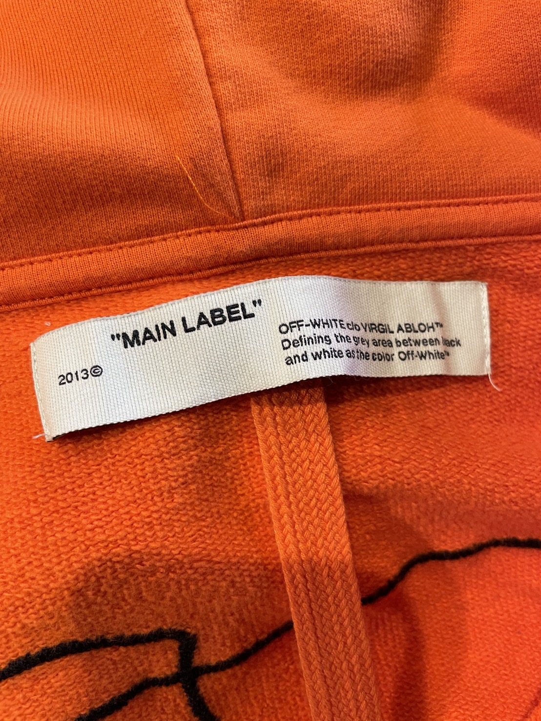 オフホワイト パーカー オレンジ