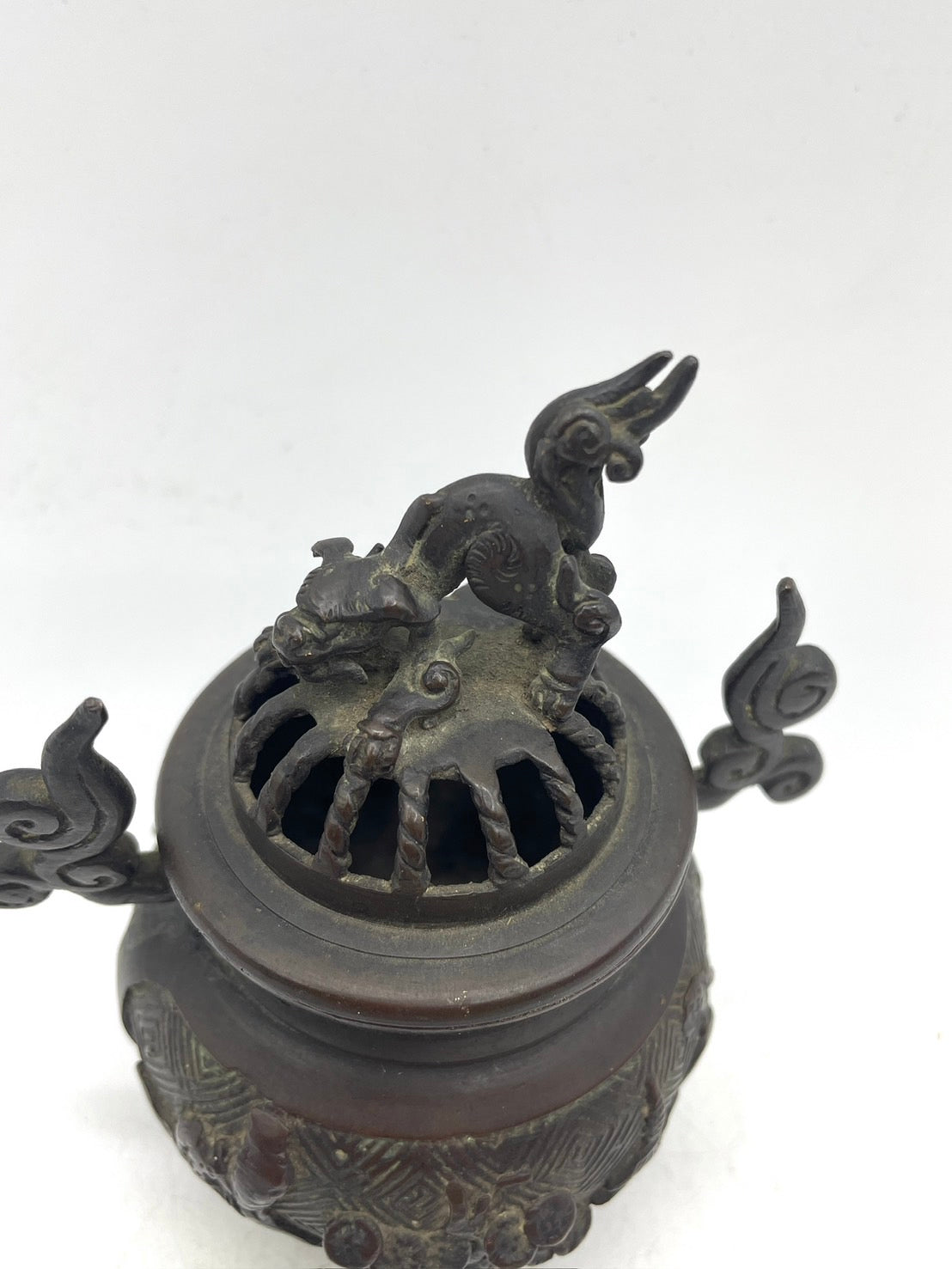 銅製獅子 三足香炉