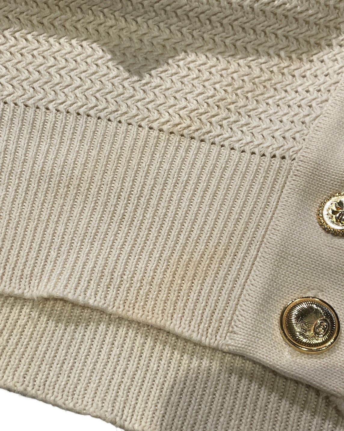 シャネル ロング カーディガン 金ボタン