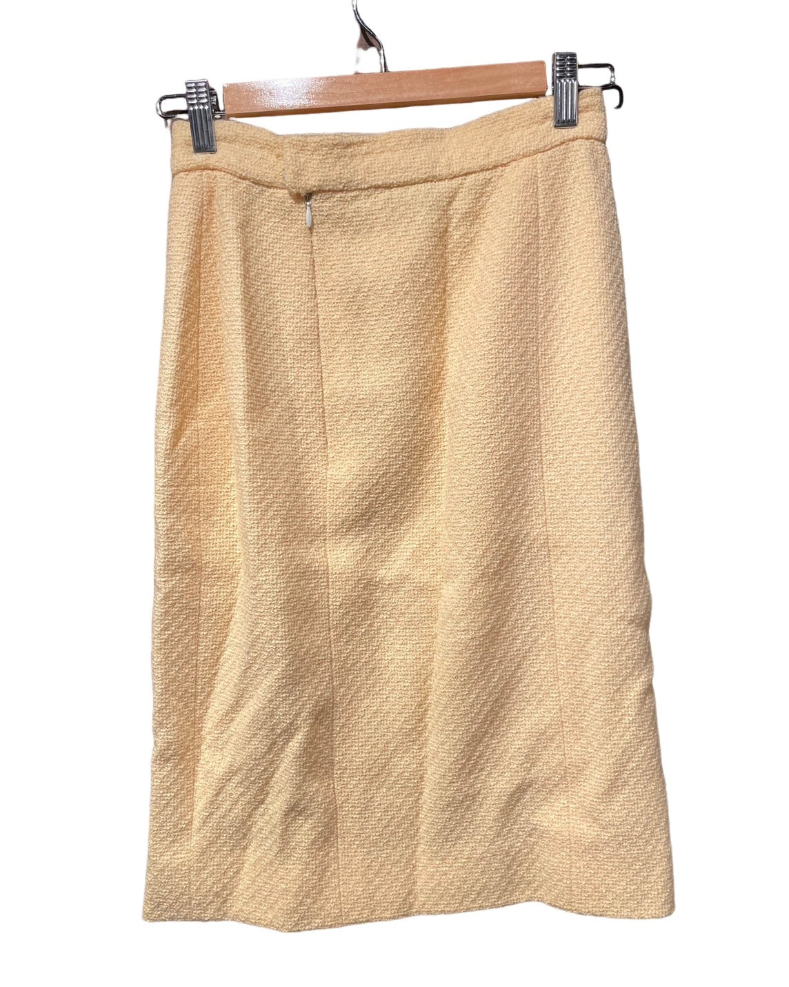 シャネル ヴィンテージ ツイード セットアップ スーツ イエロー系 金ボタン23個