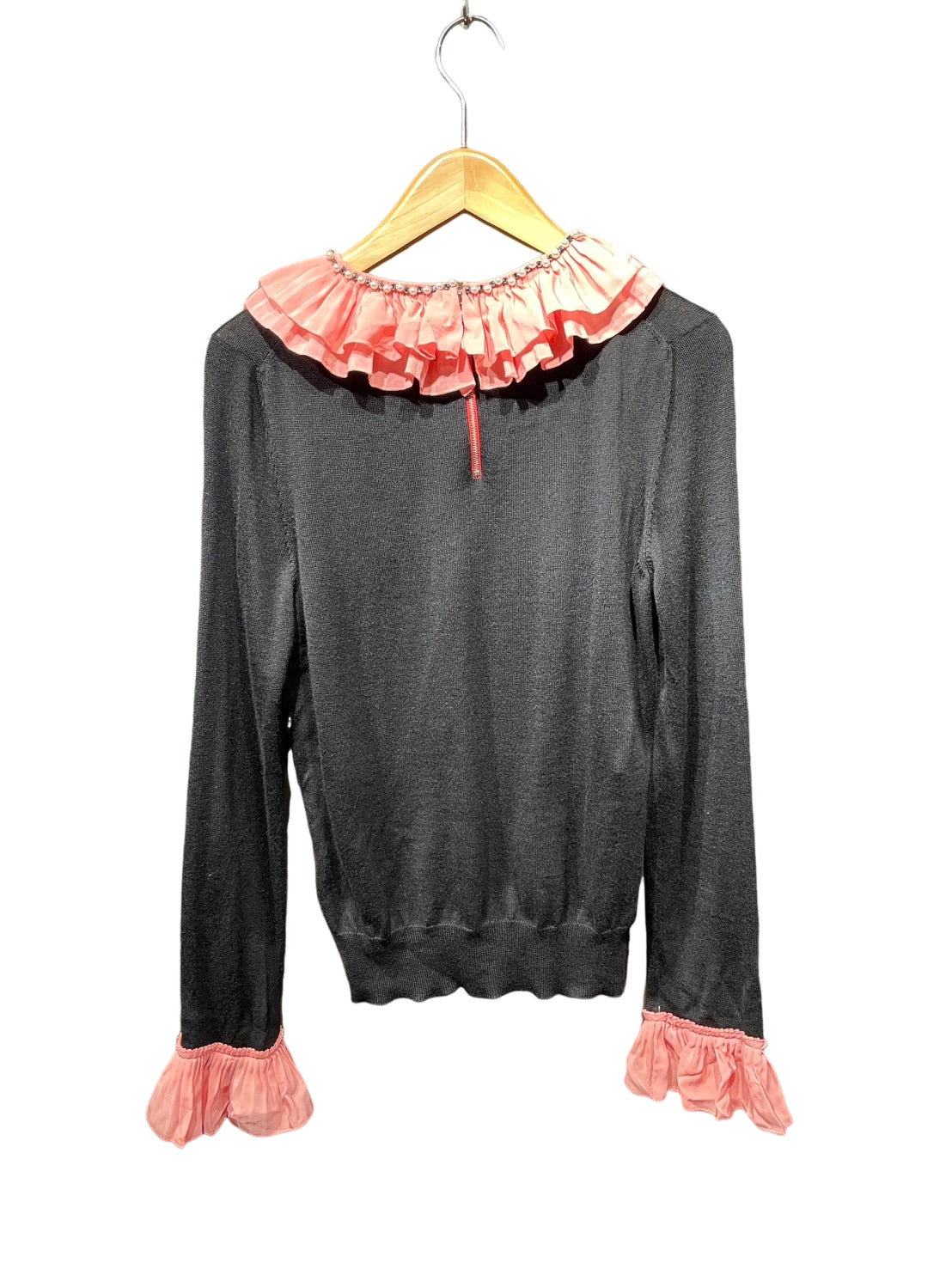 グッチ プリーツ ラッフル ニット