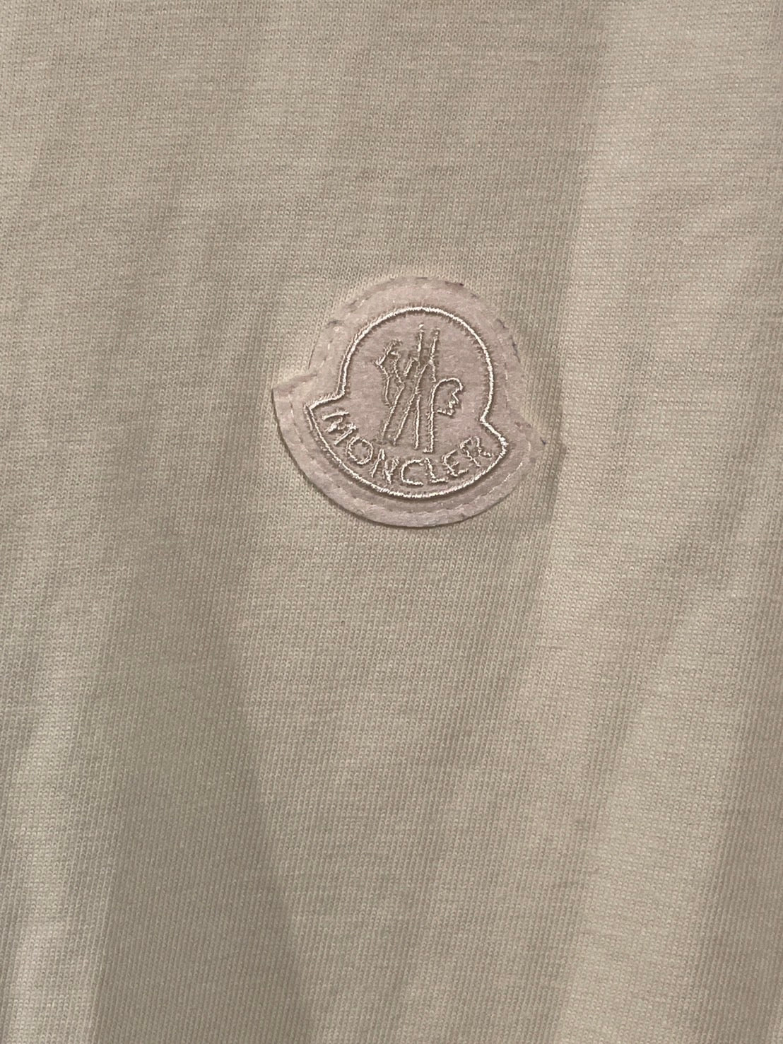 モンクレール ジーニアス Tシャツ