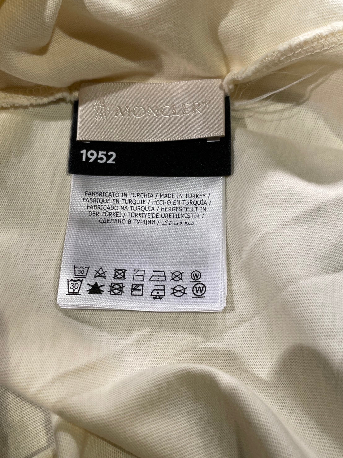 モンクレール ジーニアス Tシャツ