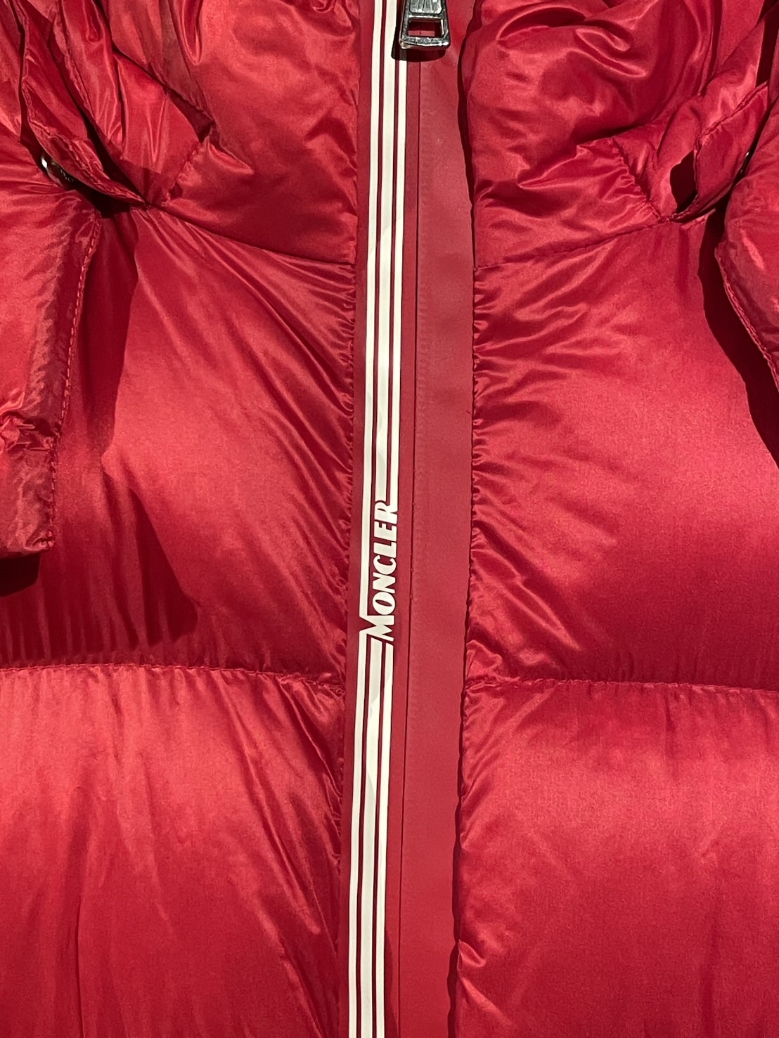 モンクレール ARVES ダウンジャケット