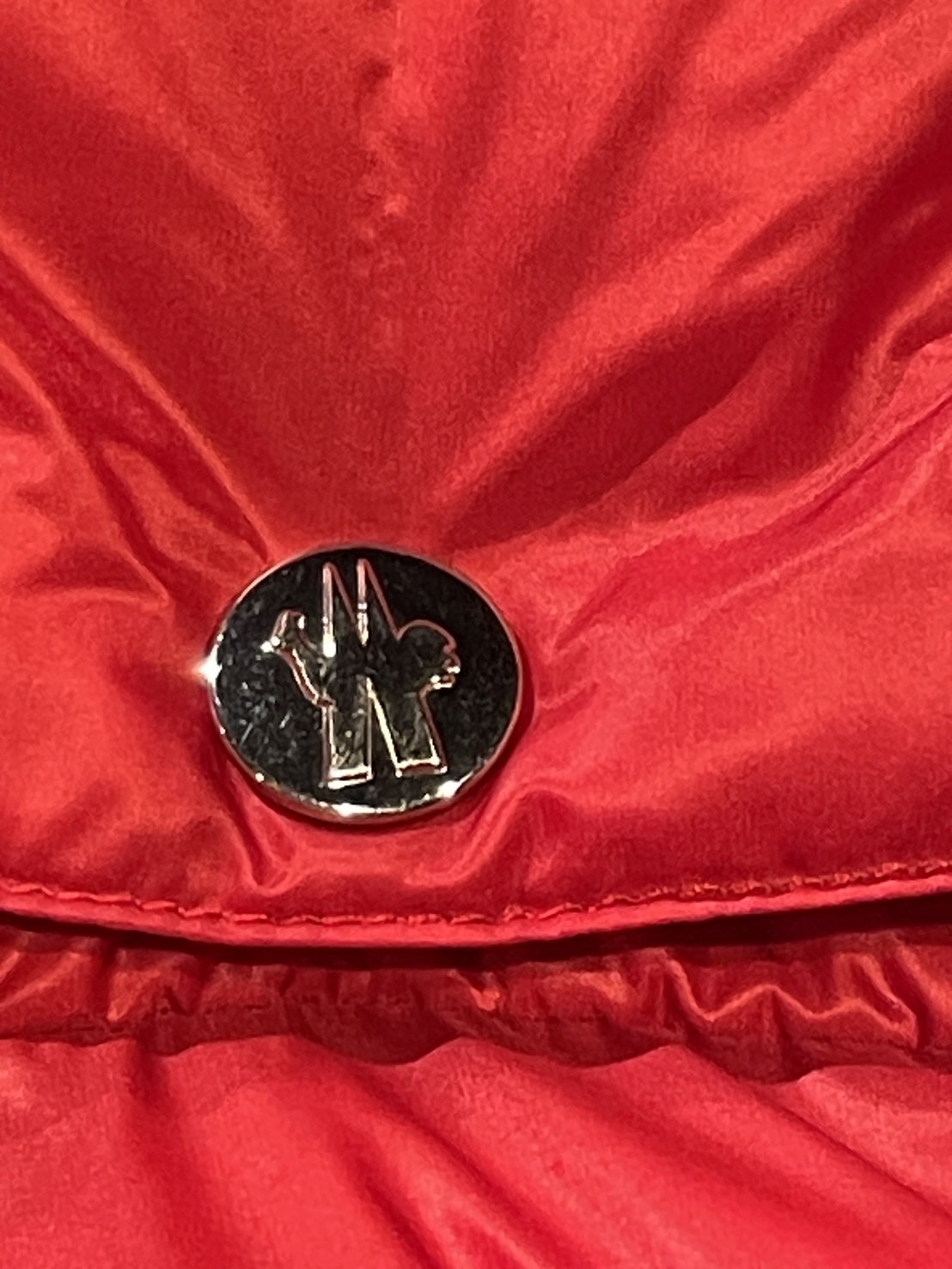 モンクレール ARVES ダウンジャケット